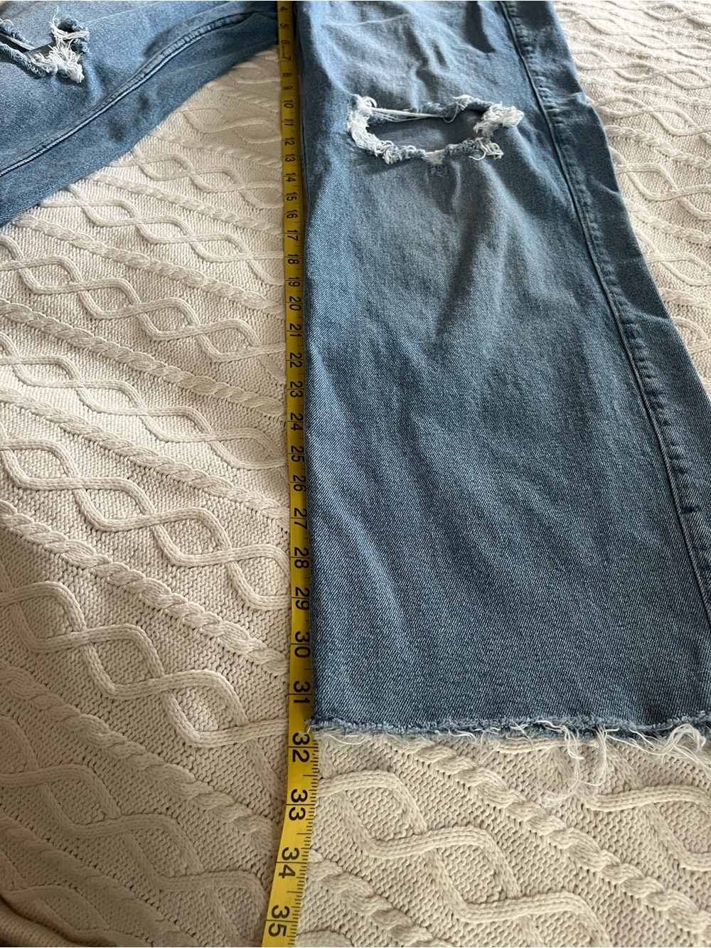 Hollister High Rise Wide-Leg Ripped Knee Jeans Juniors Size 3 - Picture 6 of 15